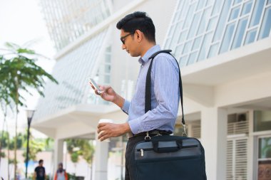 iş adamı bir telefon