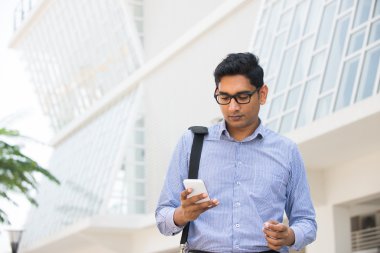 Hint iş adamı okuma