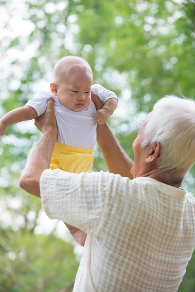 Asian grandfather  with his son — Stock Photo, Image