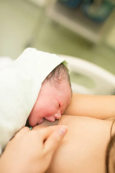 Nuevo bebé nacido — Foto de Stock