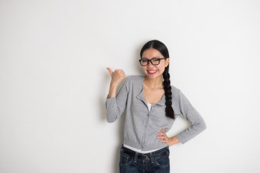 Asyalı genç kız öğrenci