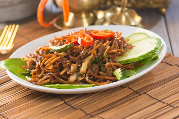 Stir-fried noodles Chow mein — Stock Photo, Image