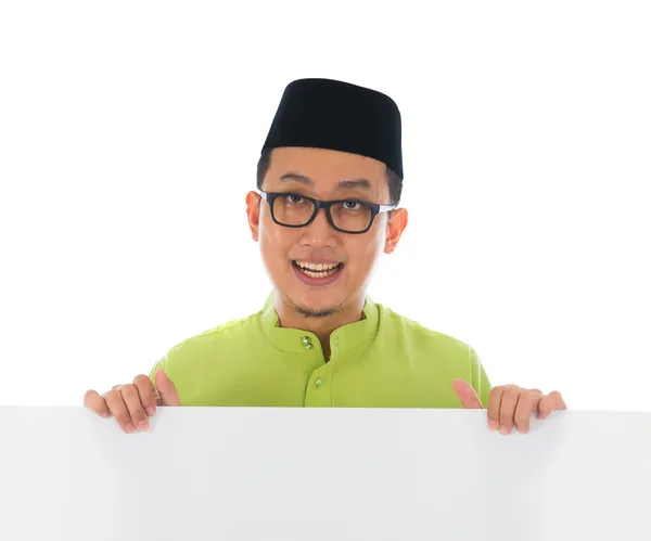 Malay male with blank card — Stock Photo, Image