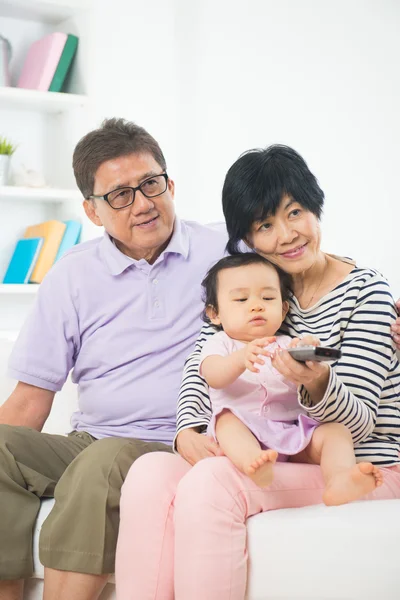 Grand parents with grand daughter — Stock Photo, Image