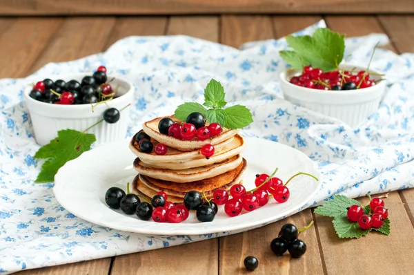 Pannenkoeken voor het ontbijt — Stockfoto