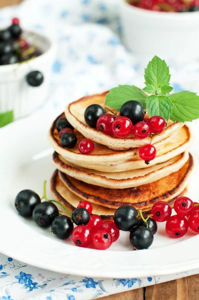 Pancakes for breakfast — Stock Photo, Image