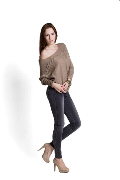 Hermosa mujer en blusa beige — Foto de Stock