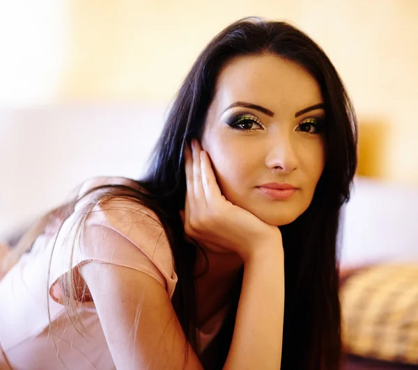 Young woman closeup indoor — Stock Photo, Image