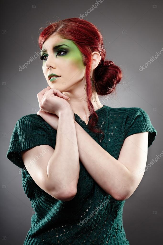 Poison Ivy inspired makeup at FTMakeup London - FTMakeup London