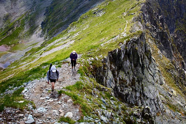 Turisté na horských — Stock fotografie