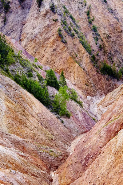RUGINOASA pit od pohoří apuseni — Stock fotografie