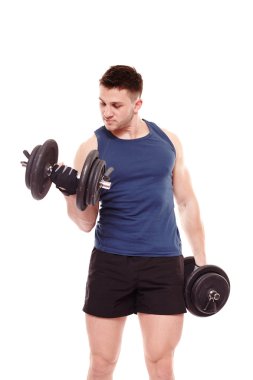 yakışıklı adam dumbell ile çalışma dışarı