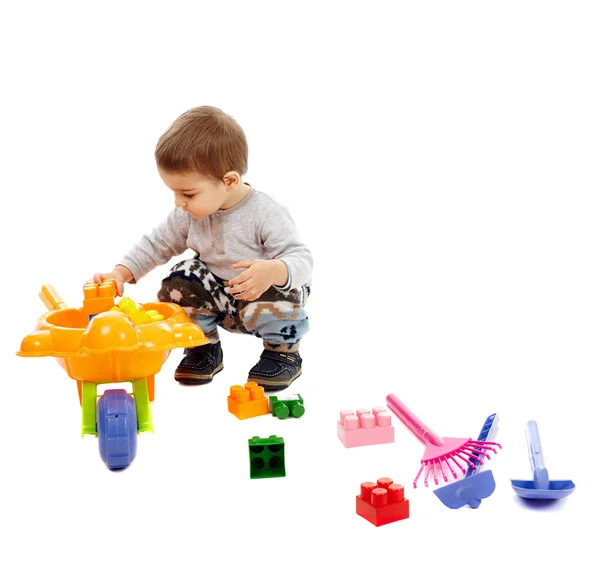 Menino brincando com blocos — Fotografia de Stock