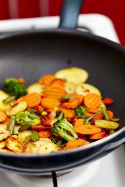 Kızarmış sebzeler