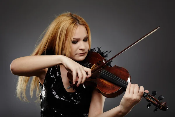 Bonito violinista — Fotografia de Stock