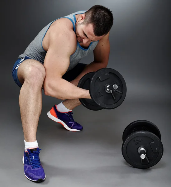 Biceps träning — Stockfoto