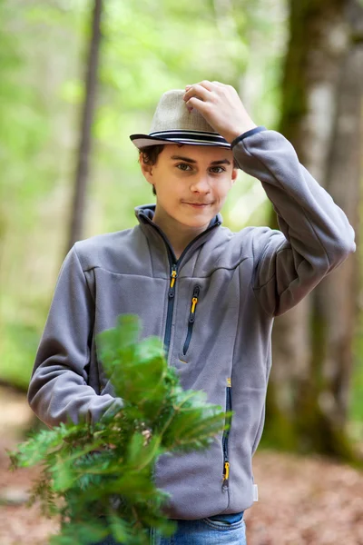 Escursionista adolescente — Foto Stock