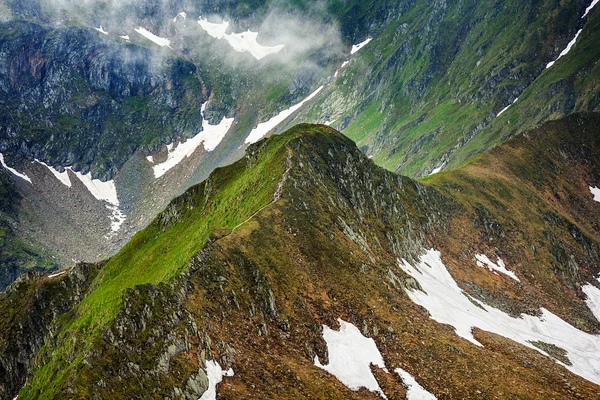 Montagnes Fagaras en Roumanie — Photo