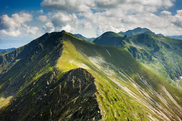 Făgăraş bergen i Rumänien — Stockfoto