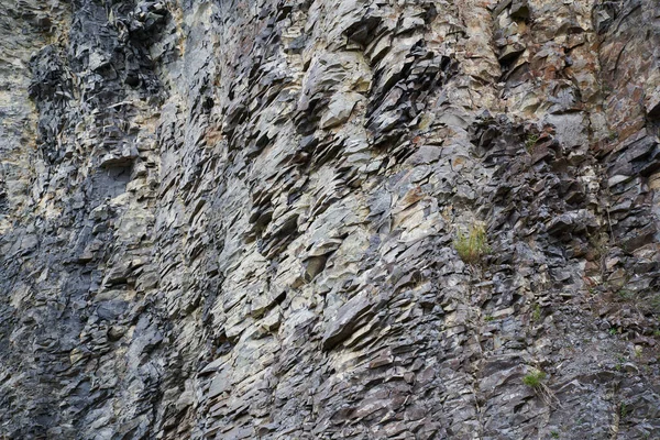 Diverses Formations Rocheuses Couches Géologiques Dans Une Carrière Abandonnée — Photo