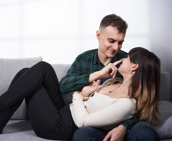 Happy Attractive Young Couple Sitting Sofa Home — Photo