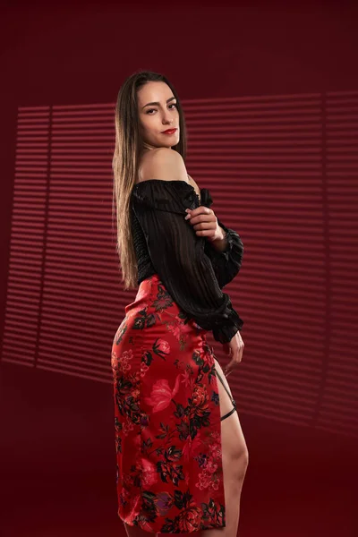 Full Body Beautiful Glamour Model Red Skirt Black Blouse — Fotografia de Stock