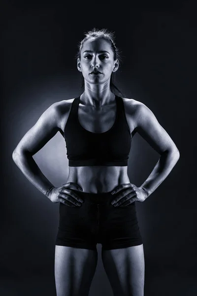 Beautiful Athletic Woman Posing Front Faced Gym Attire Monochrome Toned — ストック写真