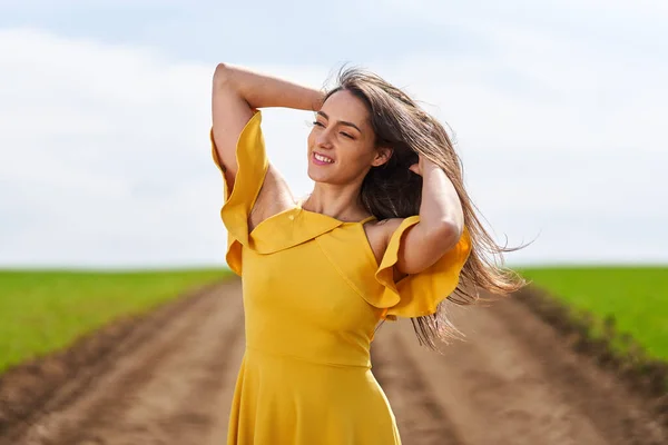 Young Woman Yellow Dress Dirt Road Wheat Fields — Photo