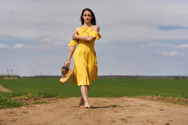 Barefoot Young Woman Yellow Dress Dirt Road Wheat Fields — 스톡 사진