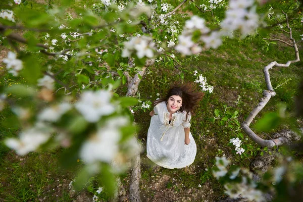 Beautiful Young Woman Long Dress Apple Orchard — Stock Photo, Image