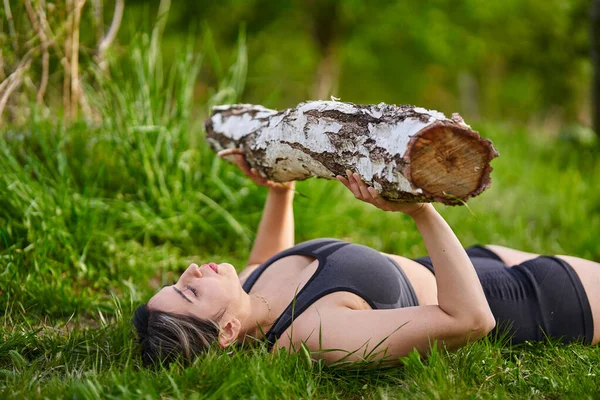 Tamanho Forte Mais Mulher Indiana Fazendo Exercício Fitness Livre Com — Fotografia de Stock