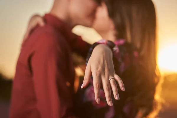 Young Happy Couple Showing Engagement Ring Sunset Lavender Field — Foto Stock