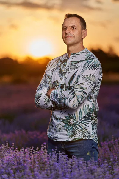Happy Farmer His Lavender Garden Field Sunset — Fotografia de Stock