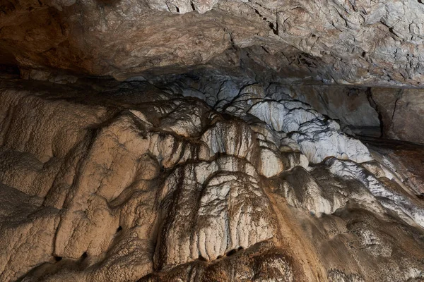 Πολύ Παλιά Σπηλιά Όμορφα Σπηλαιώδη Εσωτερικά — Φωτογραφία Αρχείου