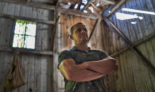 Middle Aged Man Ruined House Barn Natural Light Portrait — Stock Photo, Image