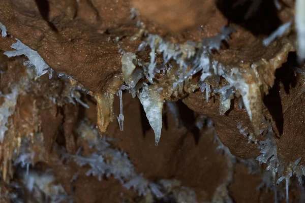 Κρύσταλλοι Διάφορα Σπήλαια Μια Σπηλιά Ένα Εγκαταλελειμμένο Ορυχείο — Φωτογραφία Αρχείου
