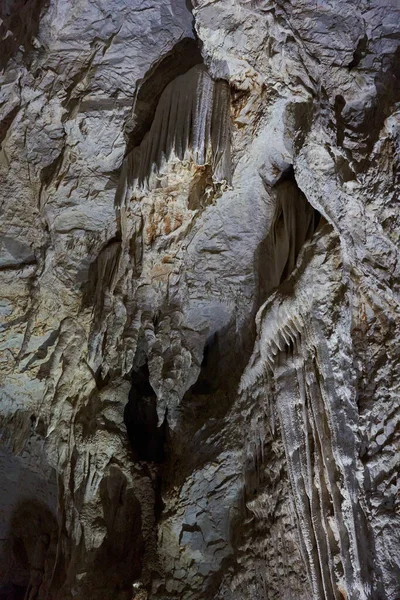 Grotte Avec Divers Spéléothèmes Dans Les Montagnes Calcaire — Photo