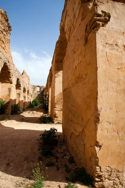 Slums in downtown of Fez, Morocco — Stock Photo, Image