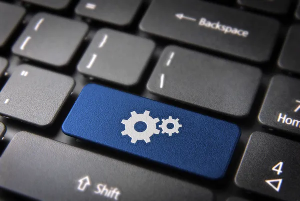 Tecla azul do teclado da roda da engrenagem, fundo do negócio — Fotografia de Stock