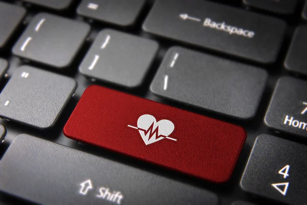 Tecla de teclado latido del corazón rojo, Fondo de salud — Foto de Stock