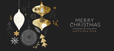 Mutlu Noeller. Mutlu yıllar. Lüks tebrik kartı çizimleri. Siyah zemin üzerine altın el çizilmiş kış süsü süsü. Altın İskandinav karikatürü çam ağacı, ren geyiği ve takı topu.