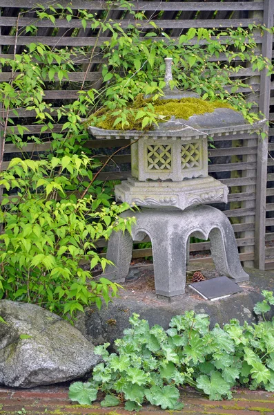 Små japanska shrine — Stockfoto