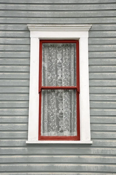 Old window with lace curtains — Stock Photo, Image