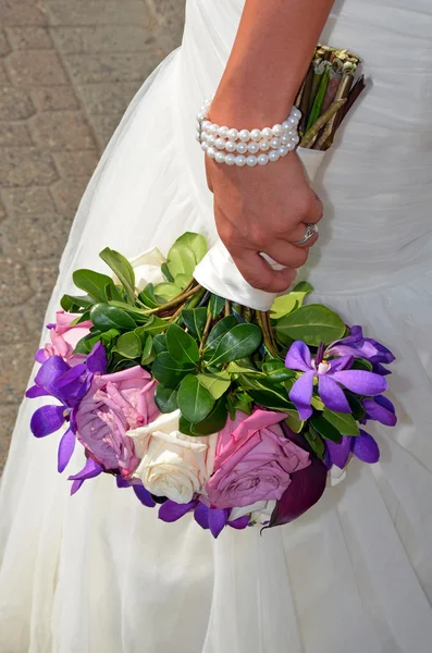 Colorful bridal bouquet — Stock Photo, Image