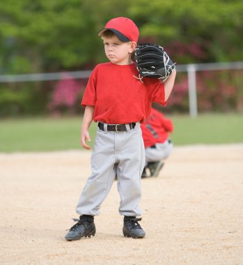 küçük lig beyzbol oyuncusu