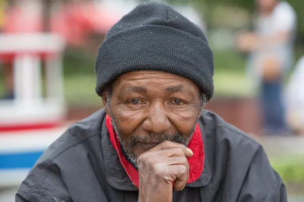 Homeless Man Thinking — Stock Photo, Image