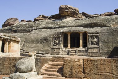 Ravan pahadi Mağarası, aihole