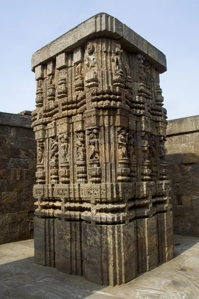 Intricate Carving on Column — Stock Photo, Image