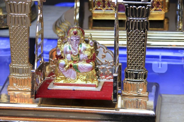 Idol Ganesha na houpačce — Stock fotografie