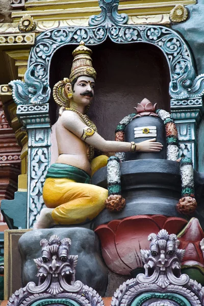 Markandeya omhelst lord shiva — Stockfoto